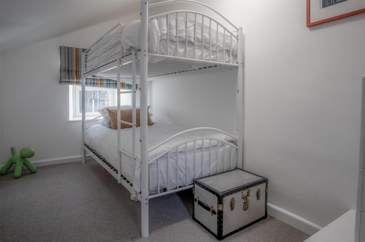 Caleb's - 4 Bedroom - Solva
